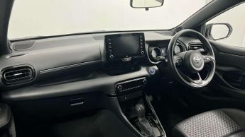 Toyota Yaris 1.5 Hybrid Dynamic 5dr CVT