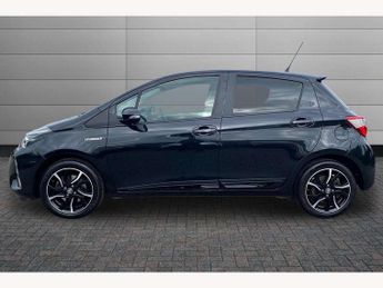 Toyota Yaris 1.5 Hybrid Design 5dr CVT