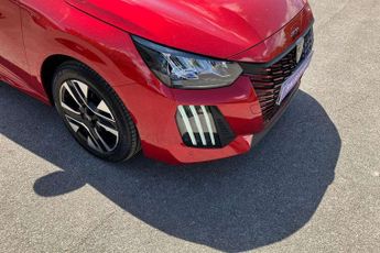 Peugeot 208 1.2 Hybrid 100 Allure 5dr e-DSC6