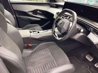 Peugeot 3008 1.2 Hybrid 136 GT 5dr e-DSC6
