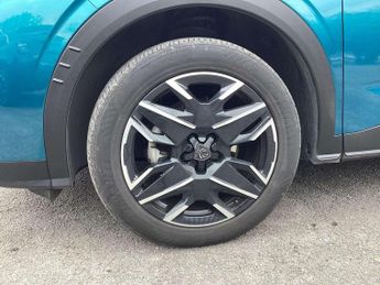 Peugeot 3008 1.2 Hybrid 136 GT 5dr e-DSC6