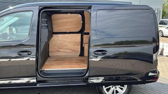 Volkswagen Caddy 2.0 TDI 122PS Commerce Pro Van DSG [Tech Pack]