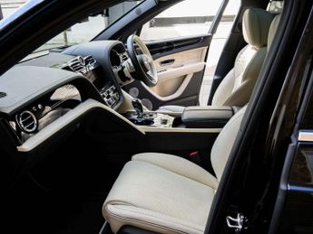 Bentley Bentayga 4.0 V8 Azure 5dr Auto [4 Seat]