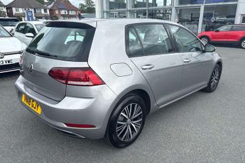 Volkswagen Golf 1.6 TDI SE 5dr DSG