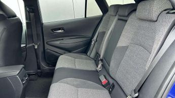 Toyota Corolla 1.8 Hybrid Design 5dr CVT