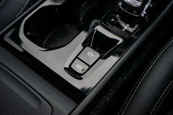 Volvo XC40 2.0 D4 [190] Inscription Pro 5dr AWD Geartronic