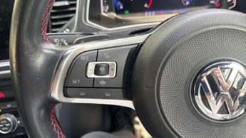 Volkswagen T-Roc 2.0 TDI SEL 5dr DSG