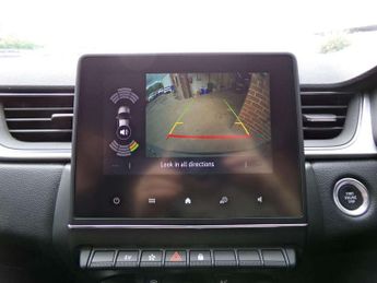 Renault Captur 1.6 E-Tech full hybrid 145 Techno 5dr Auto