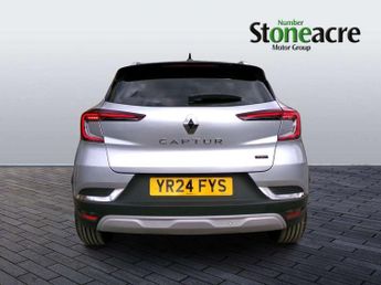 Renault Captur 1.6 E-Tech full hybrid 145 Techno 5dr Auto