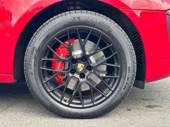 Porsche Macan GTS 5dr PDK