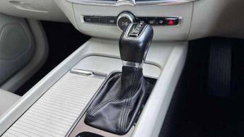 Volvo XC60 2.0 D4 Momentum 5dr AWD Geartronic