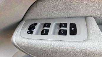 Volvo XC60 2.0 D4 Momentum 5dr AWD Geartronic