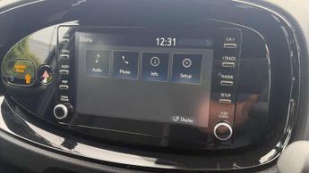 Toyota Aygo X 1.0 VVT-i Edge 5dr Auto