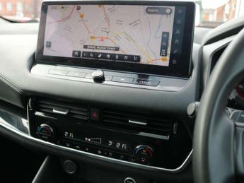 Nissan Qashqai 1.3 DiG-T MH 158 N-Connecta 5dr Xtronic