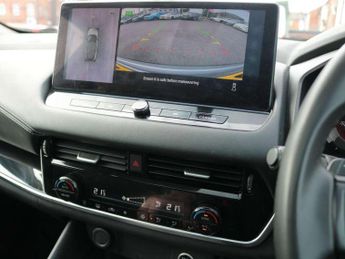 Nissan Qashqai 1.3 DiG-T MH 158 N-Connecta 5dr Xtronic