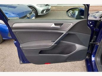 Volkswagen Golf 2.0 TDI Match 5dr DSG
