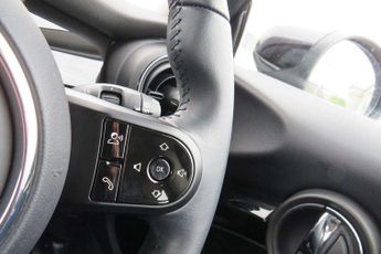 MINI Hatchback 1.5 Cooper Classic 3dr Auto