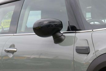 MINI Hatchback 1.5 Cooper Classic 3dr Auto