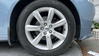 Volvo V90 2.0 D4 Momentum 5dr Geartronic