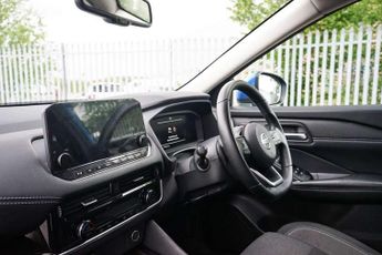 Nissan Qashqai 1.3 DiG-T MH 158 N-Connecta 5dr Xtronic