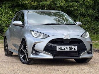 Toyota Yaris 1.5 Hybrid Design 5dr CVT
