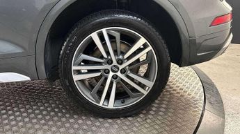 Audi Q5 40 TDI Quattro S Line 5dr S Tronic