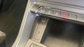 Audi Q3 35 TFSI S Line 5dr S Tronic