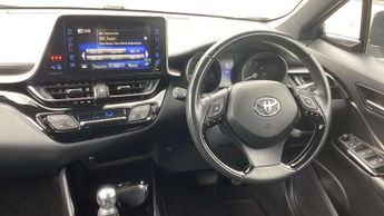 Toyota C-HR 1.8 Hybrid Dynamic 5dr CVT