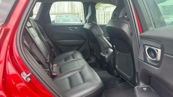 Volvo XC60 2.0 T5 [250] Momentum Pro 5dr Geartronic