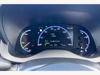 Toyota Yaris Cross 1.5 Hybrid Design 5dr CVT