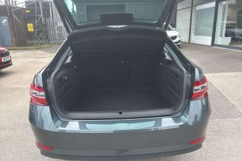 Skoda Superb 1.5 TSI SE L Executive 5dr DSG