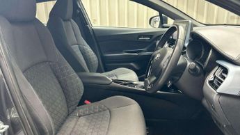 Toyota C-HR 1.8 Hybrid Design 5dr CVT