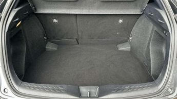 Toyota C-HR 1.8 Hybrid Design 5dr CVT