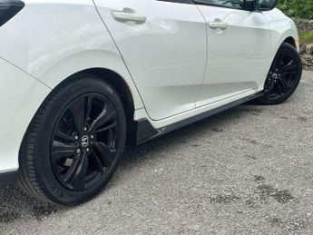 Honda Civic 1.0 VTEC Turbo 126 Sport Line 5dr CVT