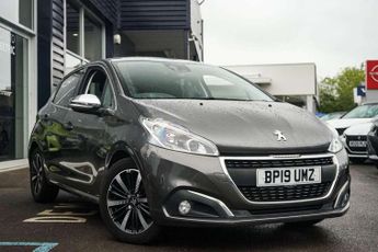 Peugeot 208 1.2 PureTech 82 Tech Edition 5dr [Start Stop]