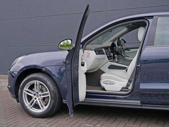 Porsche Macan 5dr PDK