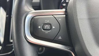Volvo XC40 1.5 T4 Recharge PHEV R DESIGN 5dr Auto