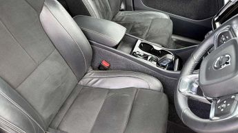 Volvo XC40 1.5 T4 Recharge PHEV R DESIGN 5dr Auto
