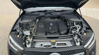 Mercedes-Benz GLC GLC 300 4Matic AMG Line 5dr 9G-Tronic