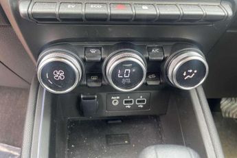 Renault Clio 1.6 E-TECH full hybrid 145 Evolution 5dr Auto
