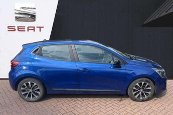 Renault Clio 1.6 E-TECH full hybrid 145 Evolution 5dr Auto