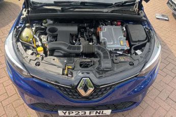 Renault Clio 1.6 E-TECH full hybrid 145 Evolution 5dr Auto