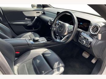 Mercedes-Benz CLA Shooting Brake CLA 200 AMG Line Executive 5dr Tip Auto