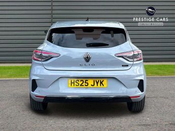 Renault Clio 1.6 E-TECH full hybrid 145 Techno 5dr Auto