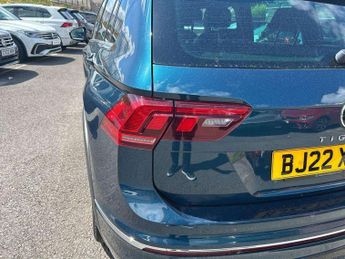 Volkswagen Tiguan 2.0 TDI 4Motion R-Line 5dr DSG