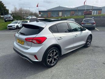Ford Focus 1.0 EcoBoost 125 Active X Auto 5dr