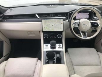 Jaguar F-Pace 2.0 D200 R-Dynamic HSE Black 5dr Auto AWD