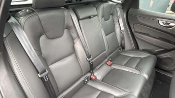 Volvo XC60 2.0 B5P Ultra Black Edition 5dr AWD Geartronic
