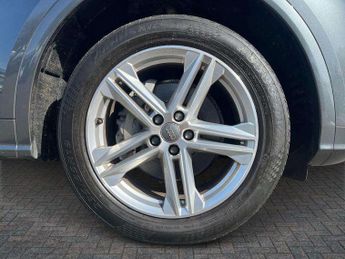 Audi Q5 40 TDI Quattro S Line 5dr S Tronic