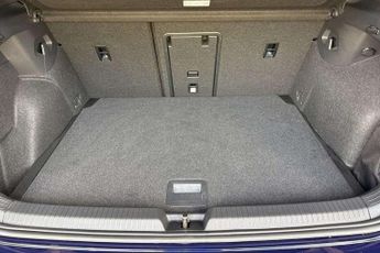 Volkswagen Golf 1.5 eTSI 150 R-Line 5dr DSG
